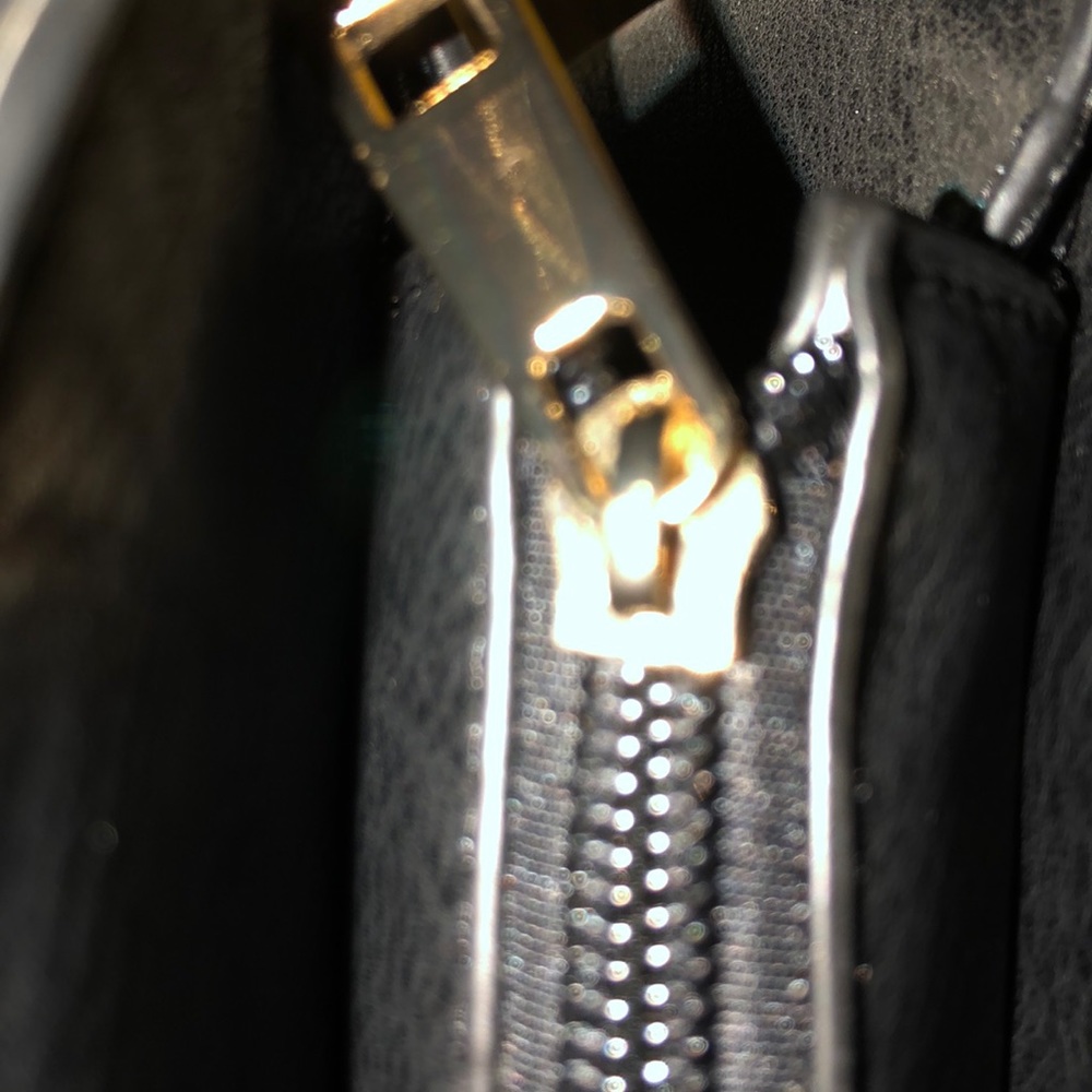 Handbag - Picture 4 of 8